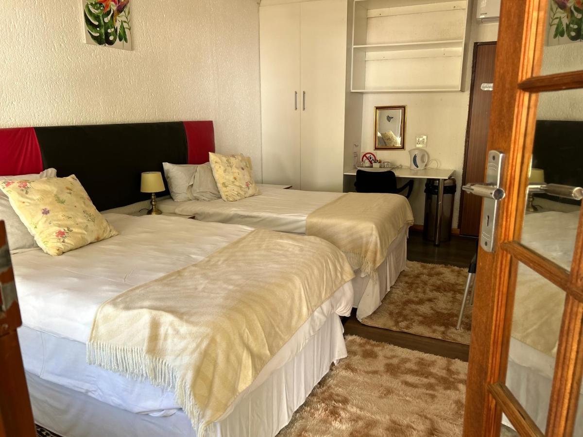 Mihandzu Guest House เฮซีวิว ภายนอก รูปภาพ
